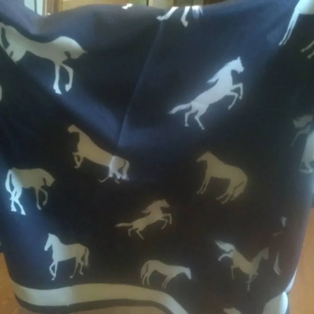 SHERYL Crow Scarf w/ Horse Pattern Dark Blue White One Size